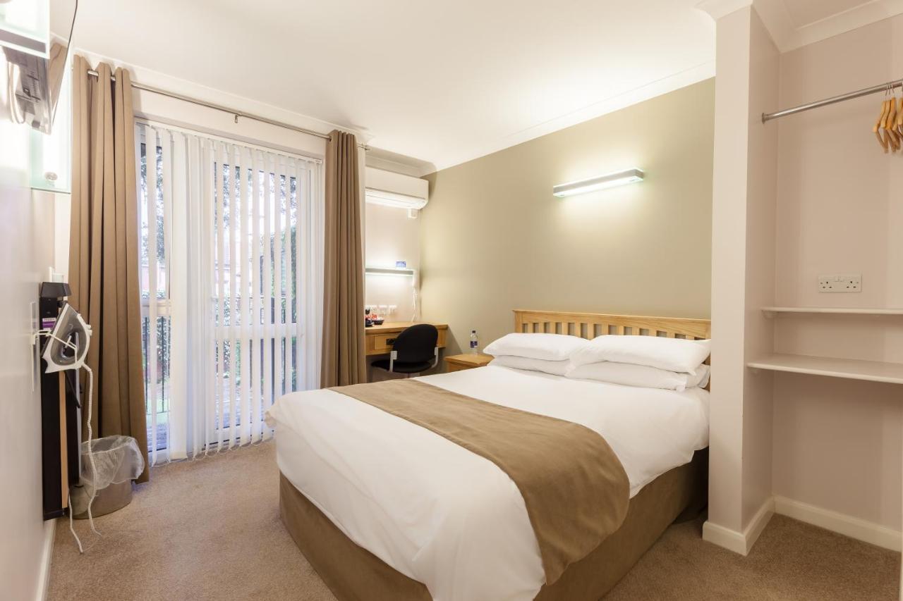Lane End Hotel High Wycombe Eksteriør billede